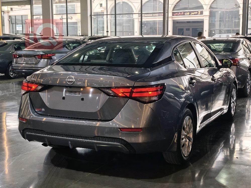 نيسان سنترا